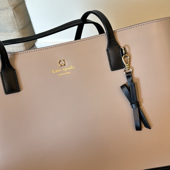 Kate Spade Tote - Picture 9 of 13